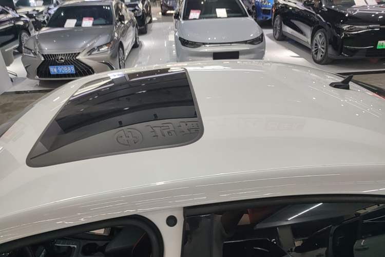 Used Volkswagen Bora 2020 1.5L Automatic Luxury Model Roof