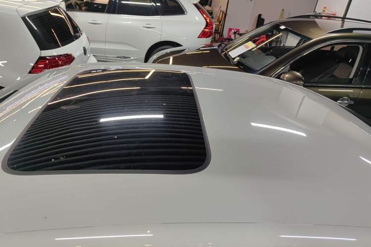 Used Volkswagen Bora 2020 1.5L Automatic Comfort Model Roof
