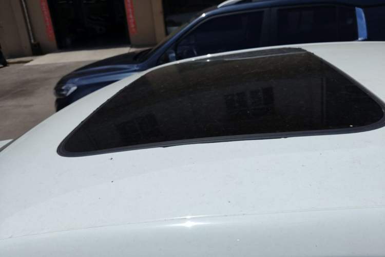 Used Volkswagen Bora 2020 1.5L Automatic Elite Version Roof
