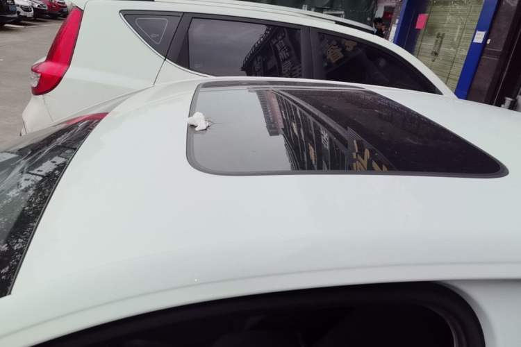 Used Volkswagen Bora 2020 1.5L Automatic Comfort Model Roof