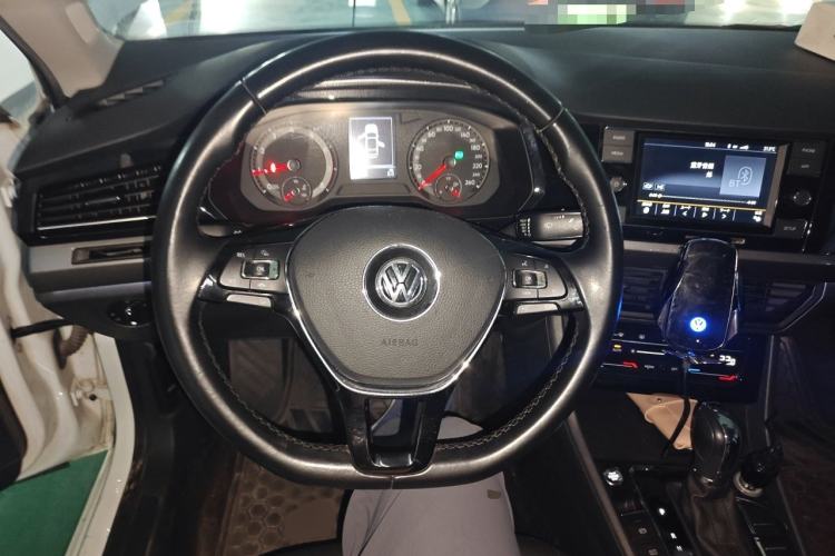 Used Volkswagen Bora 2020 1.5L Automatic Elite Version Steering Wheel