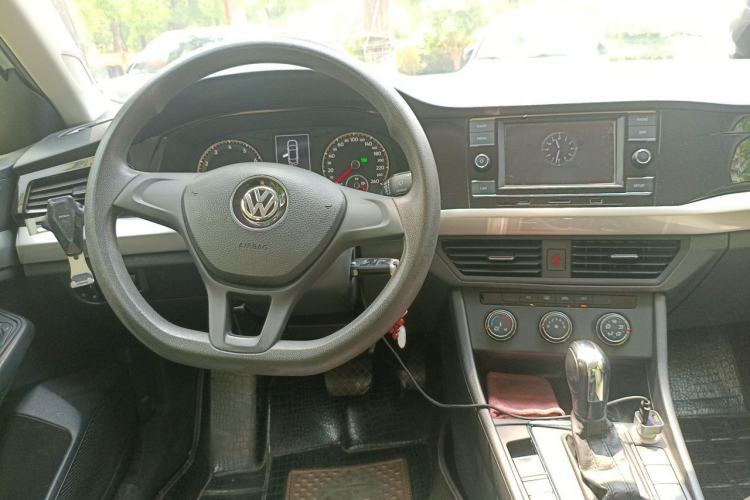 Used Volkswagen Bora 2020 1.5L Automatic Fashion Edition Steering Wheel