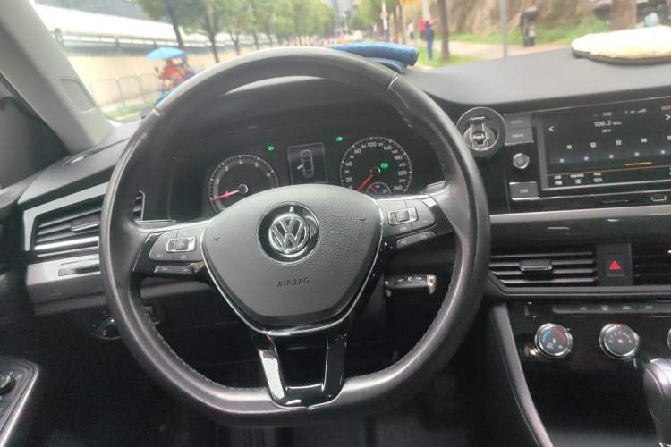 Used Volkswagen Bora 2020 1.5L Automatic Comfort Model Steering Wheel