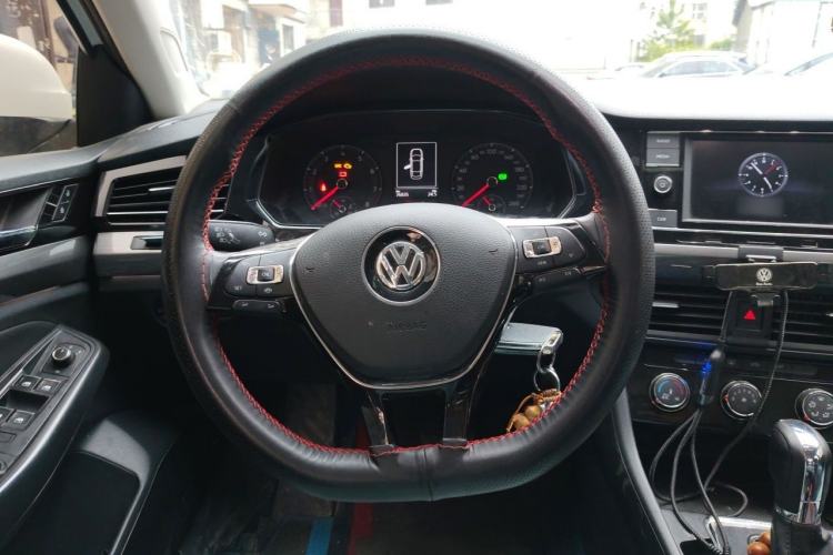 Used Volkswagen Bora 2020 1.5L Automatic Comfort Model Steering Wheel