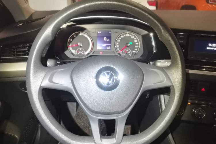 Used Volkswagen Bora 2020 1.5L Automatic Fashion Edition Steering Wheel