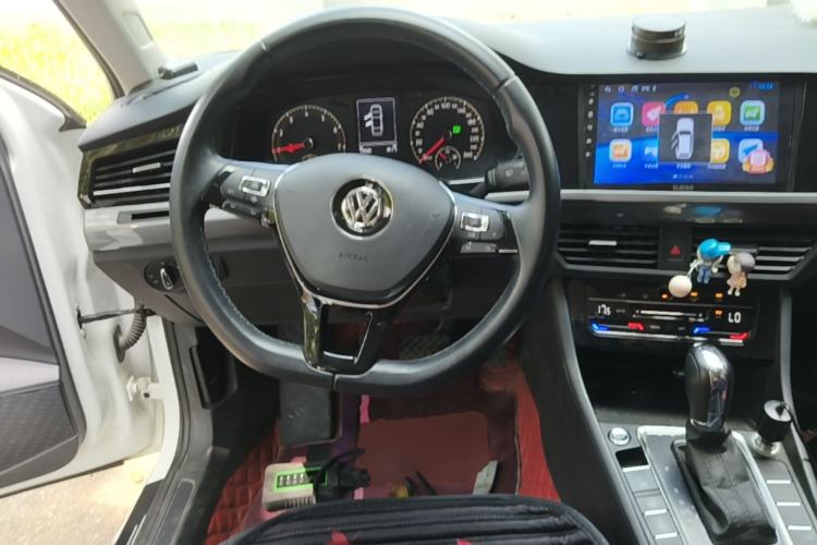Used Volkswagen Bora 2020 1.5L Automatic Elite Version Steering Wheel