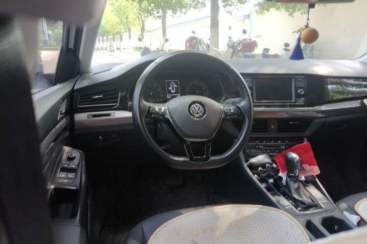 Used Volkswagen Bora 2020 1.5L Automatic Elite Version Steering Wheel