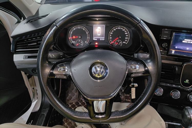 Used Volkswagen Bora 2020 1.5L Automatic Comfort Model Steering Wheel