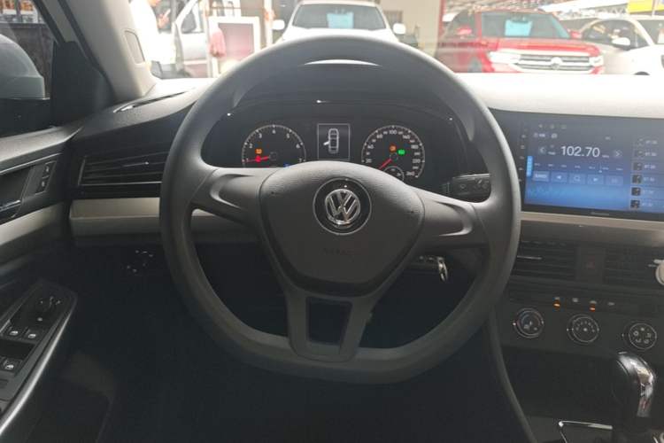 Used Volkswagen Bora 2020 1.5L Automatic Fashion Edition Steering Wheel