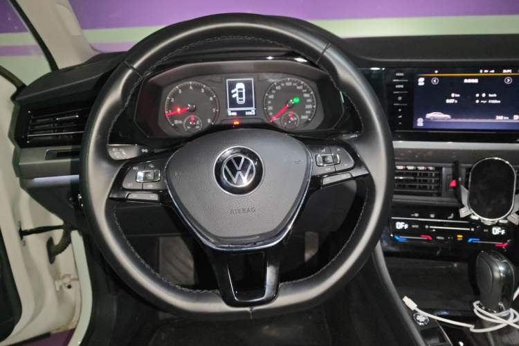 Used Volkswagen Bora 2020 1.5L Automatic Elite Version Steering Wheel