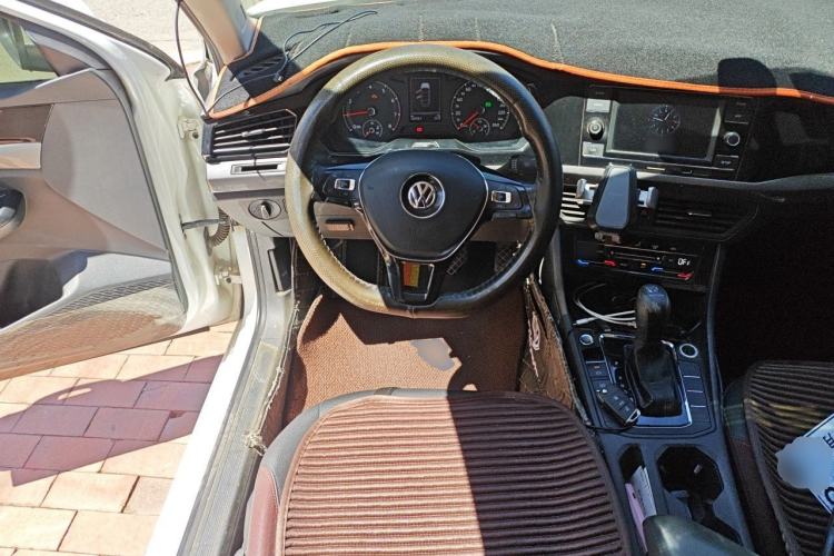 Used Volkswagen Bora 2020 1.5L Automatic Elite Version Steering Wheel