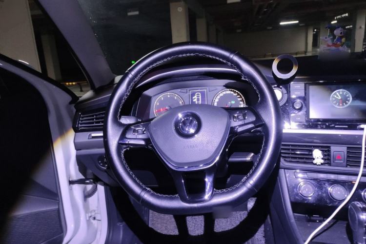 Used Volkswagen Bora 2020 1.5L Automatic Comfort Model Steering Wheel