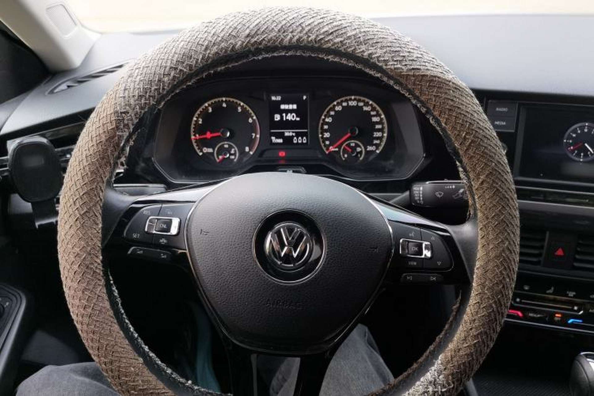 Used Volkswagen Bora 2020 1.5L Automatic Elite Version Steering Wheel