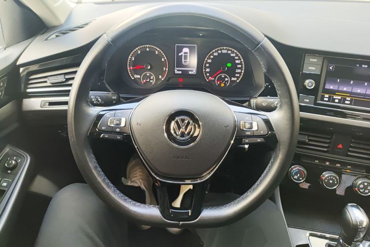 Used Volkswagen Bora 2020 1.5L Automatic Comfort Model Steering Wheel
