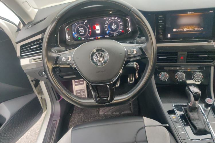 Used Volkswagen Bora 2020 1.5L Automatic Comfort Model Steering Wheel