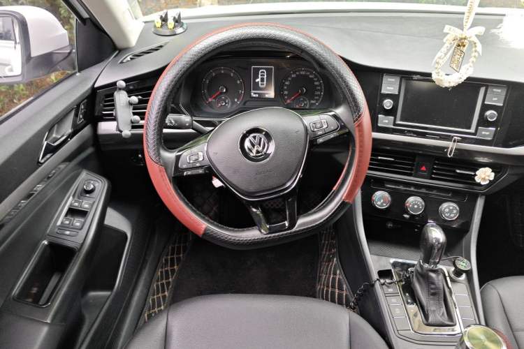 Used Volkswagen Bora 2020 1.5L Automatic Comfort Model Steering Wheel