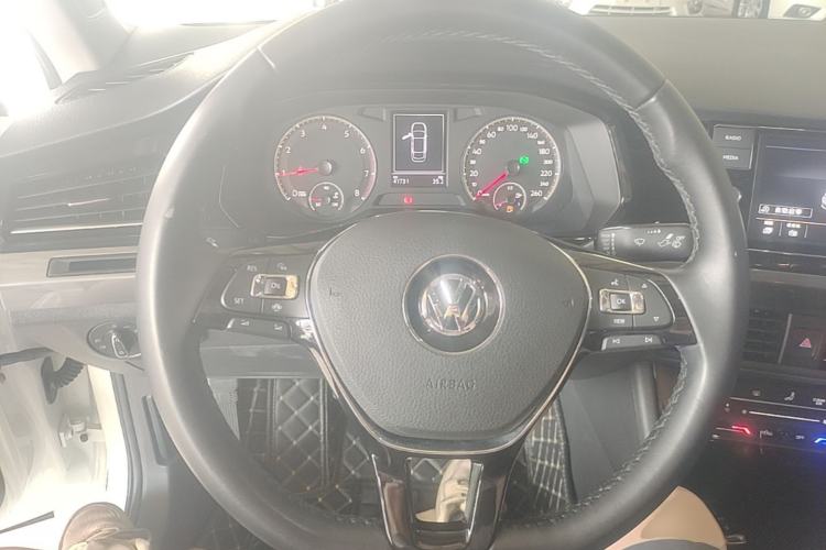 Used Volkswagen Bora 2020 1.5L Automatic Elite Version Steering Wheel
