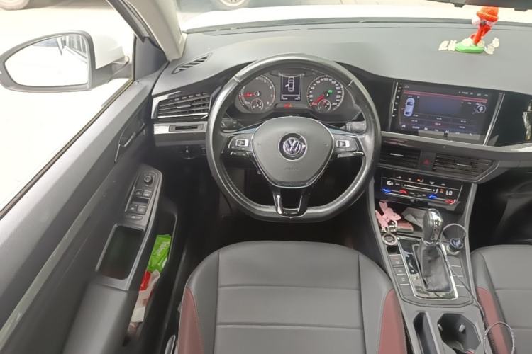Used Volkswagen Bora 2020 1.5L Automatic Elite Version Steering Wheel