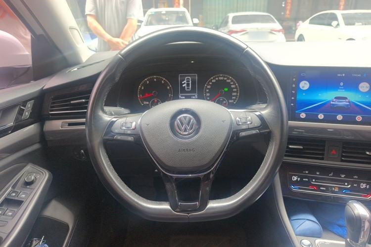 Used Volkswagen Bora 2020 1.5L Automatic Elite Version Steering Wheel