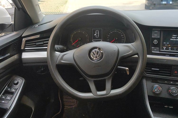 Used Volkswagen Bora 2020 1.5L Automatic Fashion Edition Steering Wheel