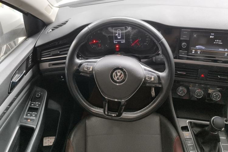 Used Volkswagen Bora 2020 1.5L Manual Comfort Version Steering Wheel