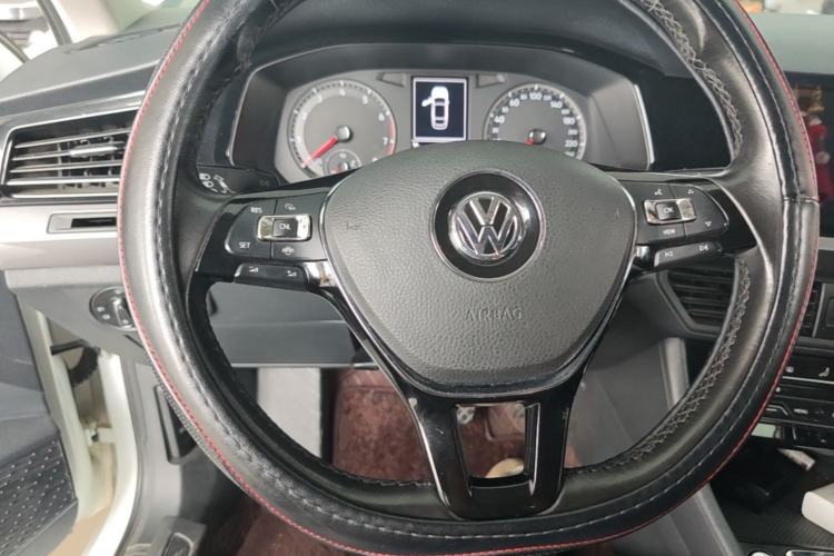 Used Volkswagen Bora 2020 1.5L Automatic Elite Version Steering Wheel