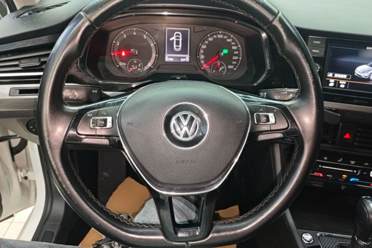 Used Volkswagen Bora 2020 1.5L Automatic Elite Version Steering Wheel