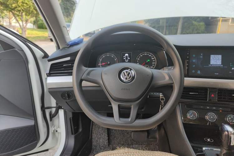 Used Volkswagen Bora 2020 1.5L Automatic Fashion Edition Steering Wheel