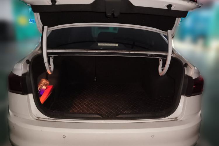 Used Volkswagen Bora 2020 1.5L Automatic Elite Version Trunk