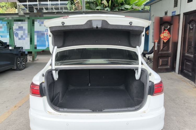 Used Volkswagen Bora 2020 1.5L Automatic Comfort Model Trunk
