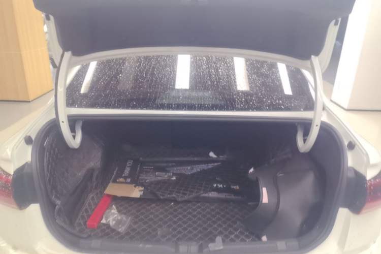 Used Volkswagen Bora 2020 1.5L Automatic Comfort Model Trunk