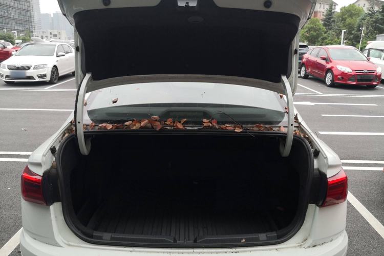 Used Volkswagen Bora 2020 1.5L Automatic Comfort Model Trunk