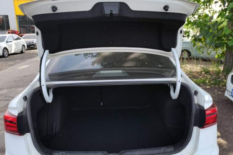 Used Volkswagen Bora 2020 1.5L Automatic Comfort Model Trunk