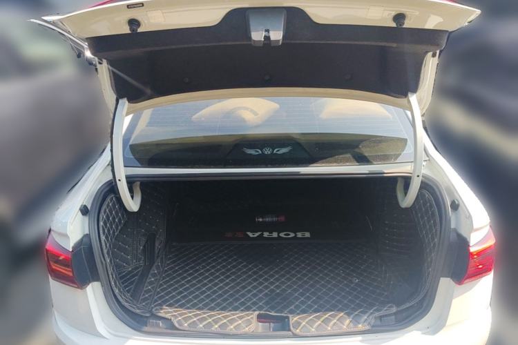 Used Volkswagen Bora 2020 1.5L Automatic Comfort Model Trunk