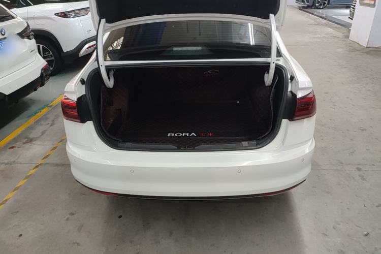 Used Volkswagen Bora 2020 1.5L Automatic Luxury Model Trunk