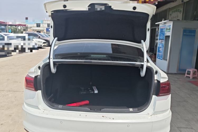 Used Volkswagen Bora 2020 1.5L Automatic Comfort Model Trunk