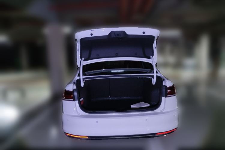 Used Volkswagen Bora 2020 1.5L Automatic Comfort Model Trunk