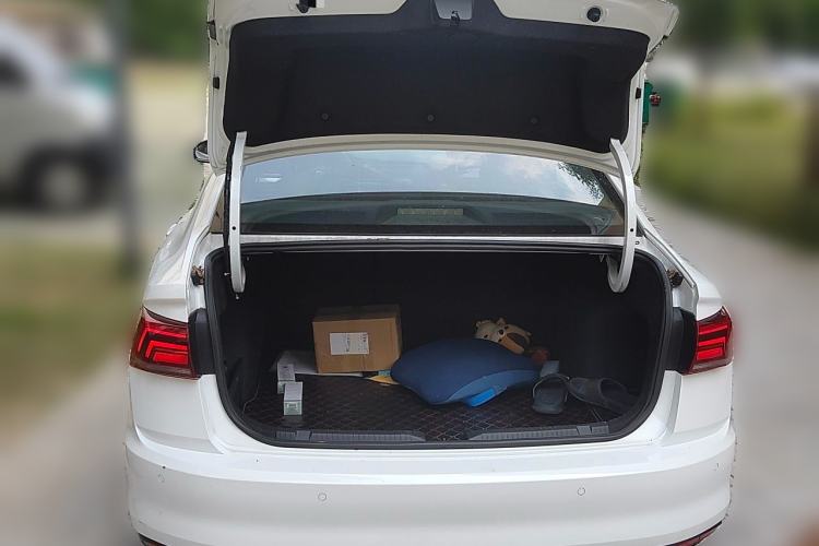 Used Volkswagen Bora 2020 1.5L Automatic Fashion Edition Trunk