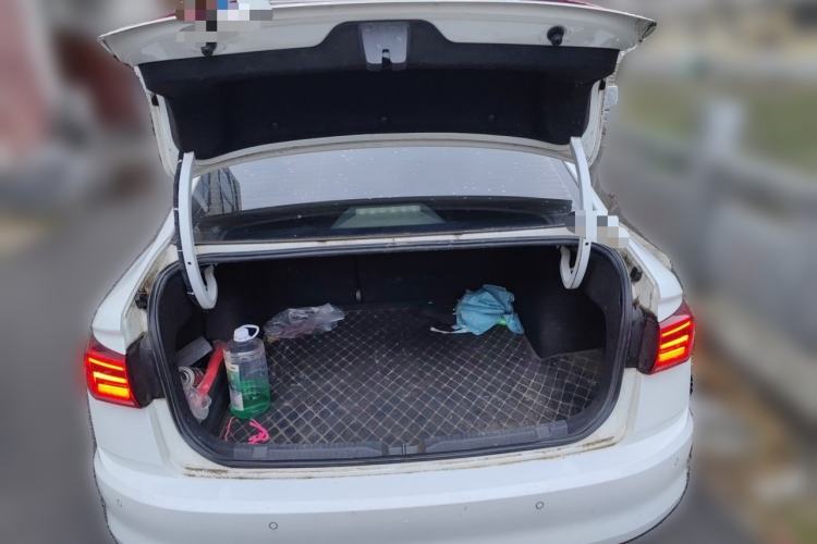 Used Volkswagen Bora 2020 1.5L Automatic Fashion Edition Trunk