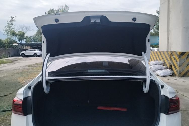 Used Volkswagen Bora 2020 1.5L Automatic Elite Version Trunk