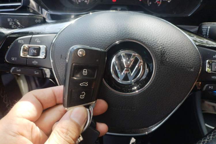 Used Volkswagen Bora 2020 280TSI DSG Elite Edition Vehicle Key