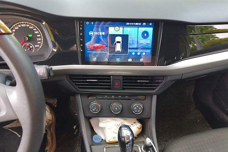 Used Volkswagen Bora 2020 1.5L Automatic Fashion Edition Audio And AC Panel