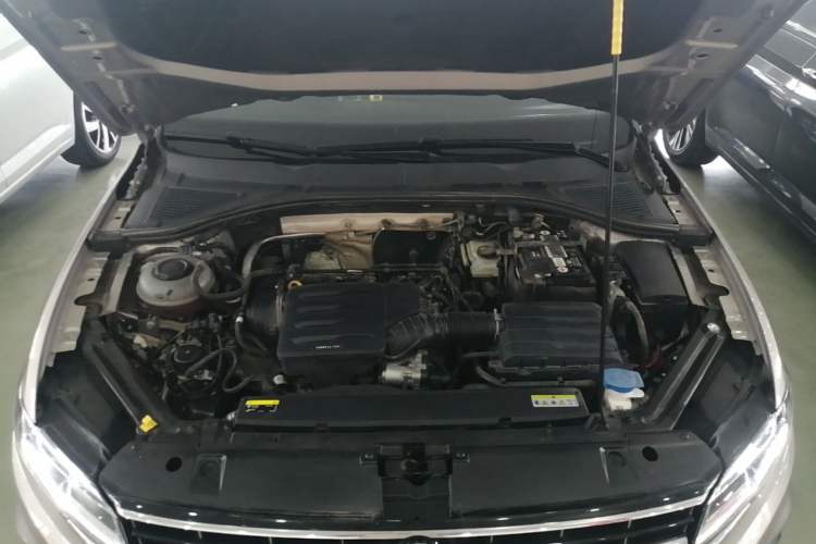 Used Volkswagen Bora 2020 1.5L Automatic Elite Version Engine Bay