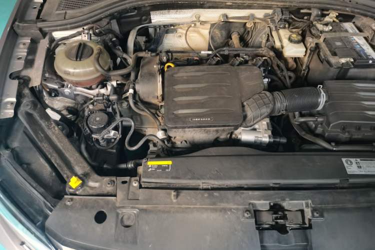 Used Volkswagen Bora 2020 1.5L Automatic Fashion Edition Engine Bay Right