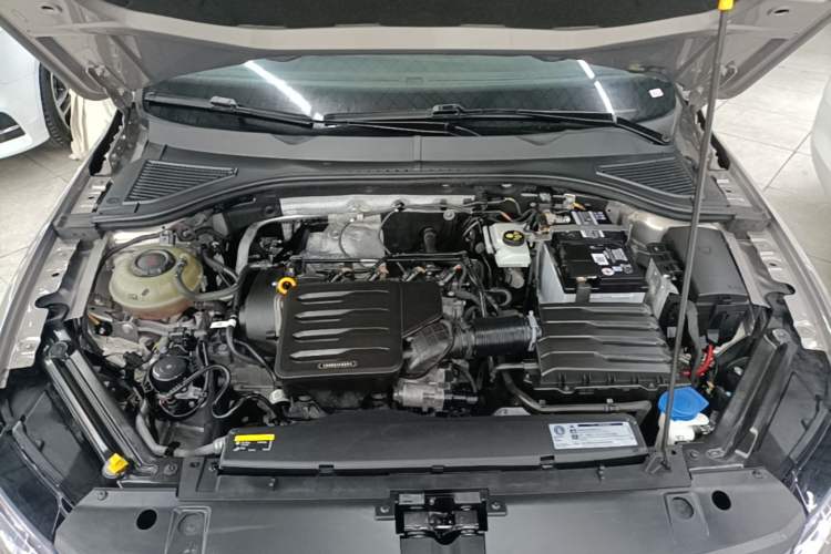 Used Volkswagen Bora 2020 1.5L Automatic Fashion Edition Engine Bay