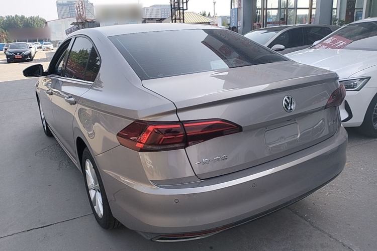 Used Volkswagen Bora 2020 1.5L Manual Comfort Version Exterior 2