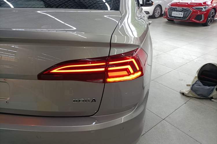 Used Volkswagen Bora 2020 1.5L Automatic Fashion Edition Exterior 3