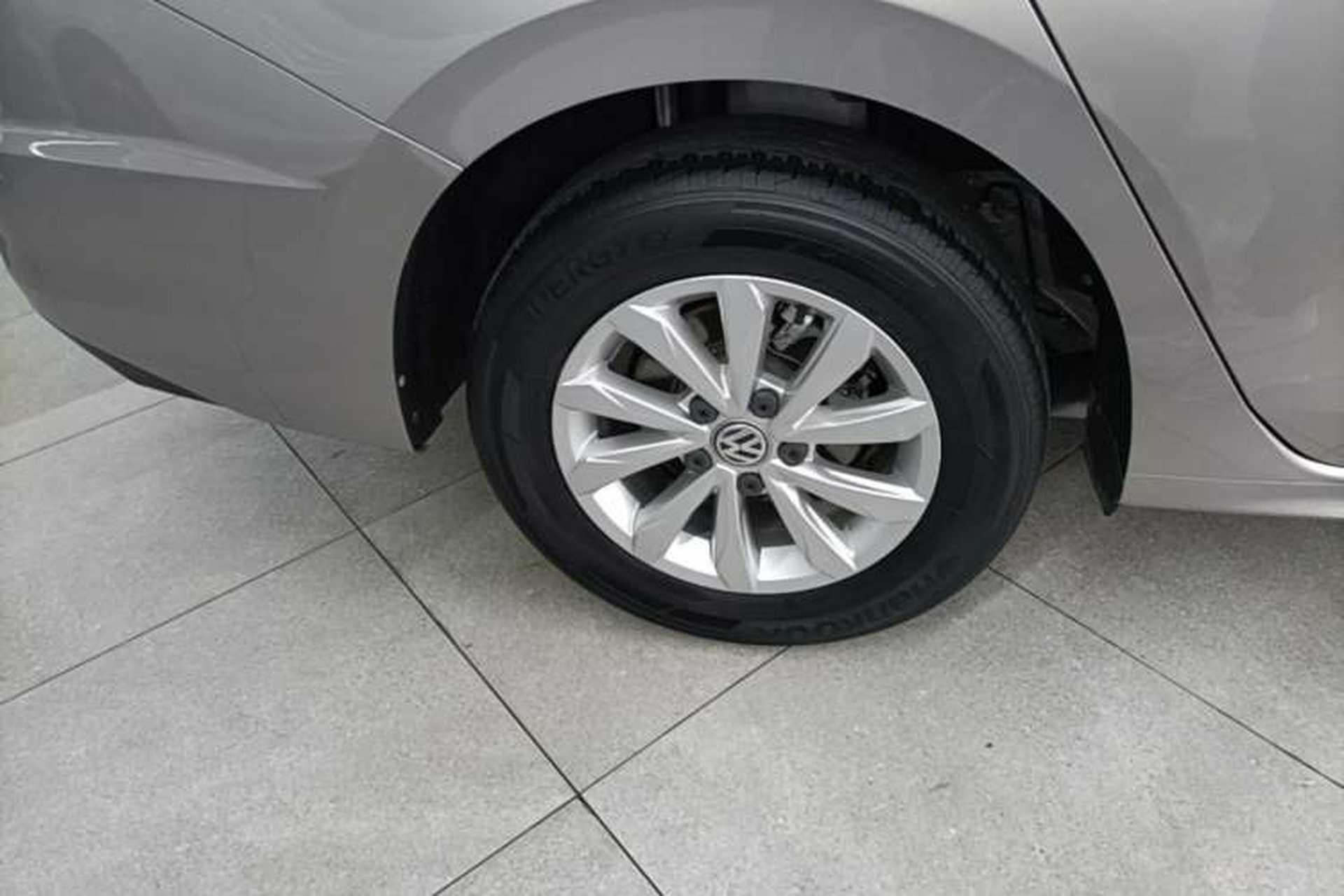 Used Volkswagen Bora 2020 1.5L Automatic Fashion Edition Exterior 5