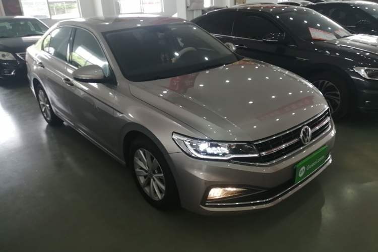 Used Volkswagen Bora 2020 1.5L Automatic Elite Version Front Right 45 Deg