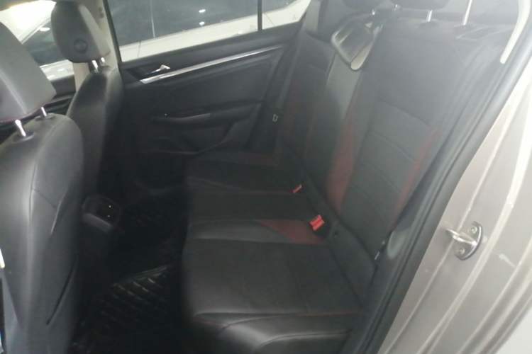 Used Volkswagen Bora 2020 1.5L Automatic Elite Version Left Rear Seat